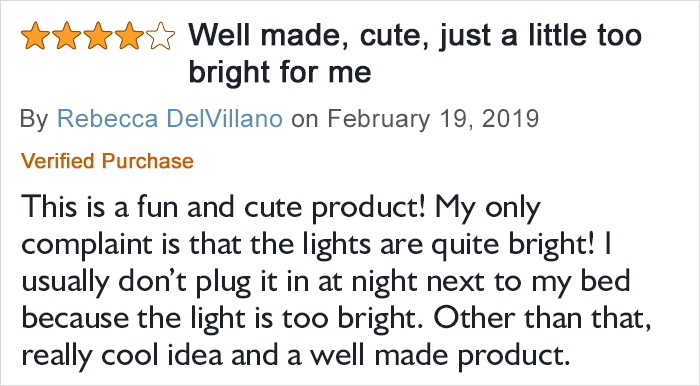 Rebecca DelVillano Amazon Christmas Lights Cargador de teléfono Calificación y revisión del producto