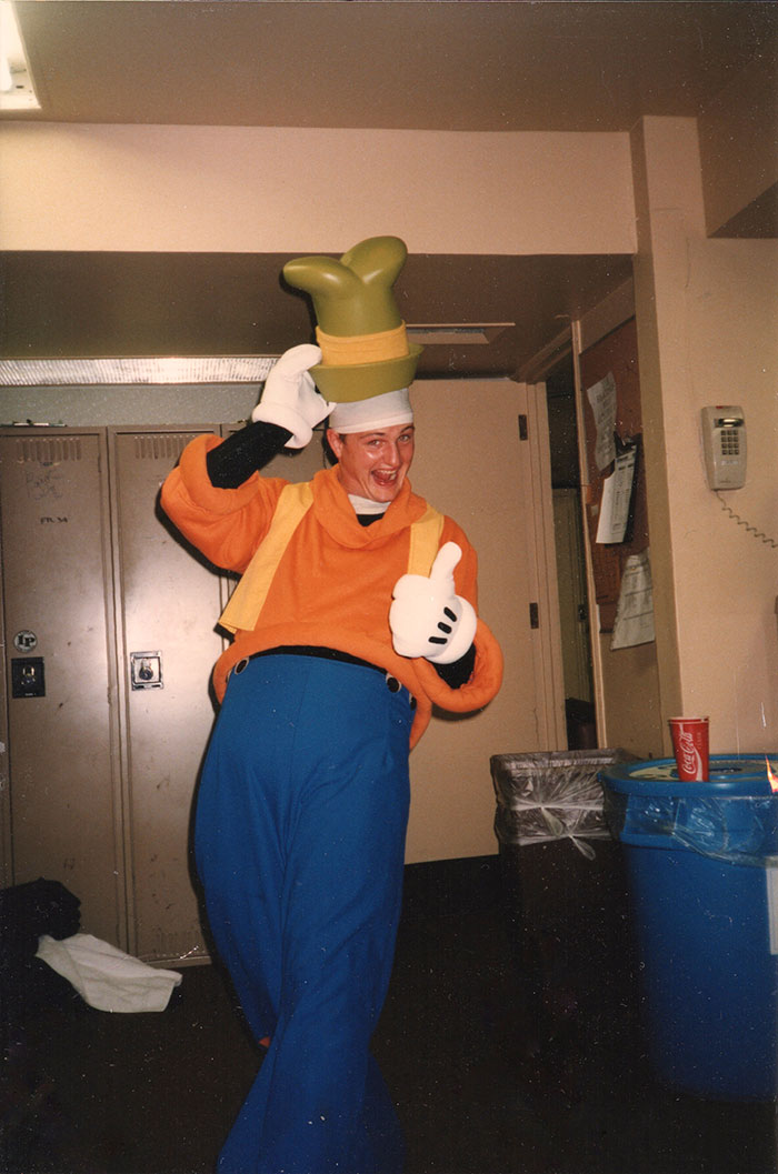 Mikey Jacobs como Goofy
