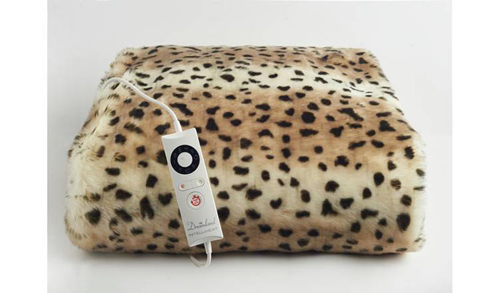 Ropa de piel cálida con estampado de leopardo plegable Dreamland con control digital Intelliheat