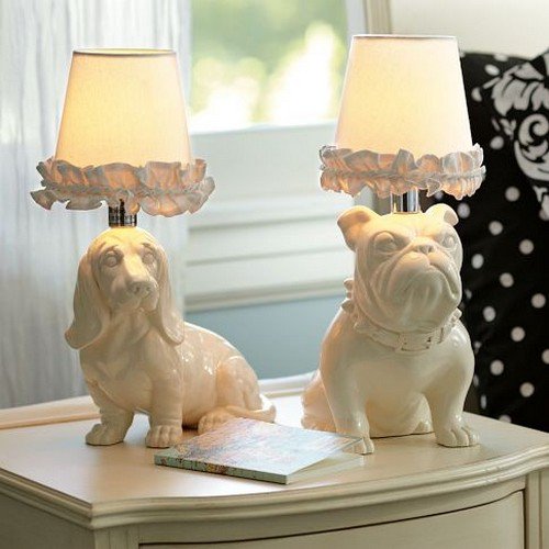 par de lámparas para perros