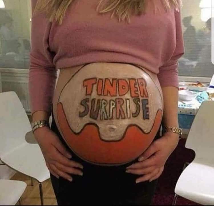 embarazada-vientre-yesca-sorpresa-captadores-de-atención