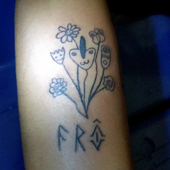 horribles fernandes helena tatuajes feo flores