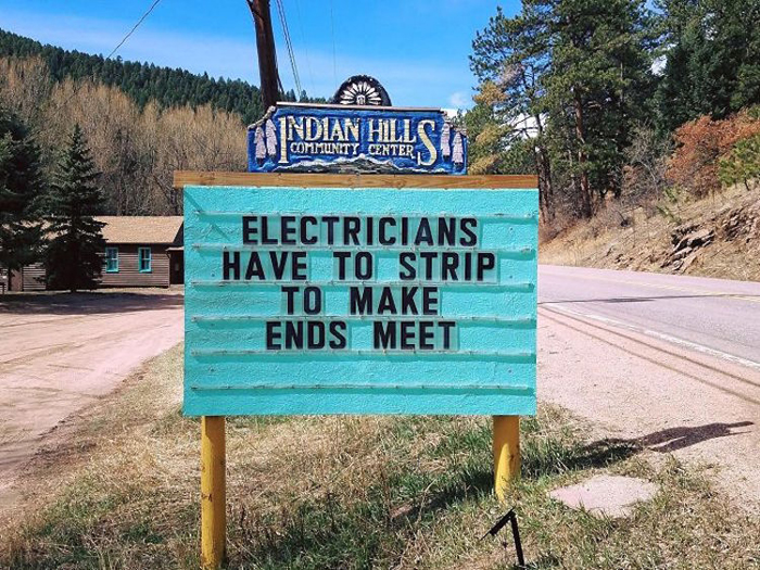 electricista firmar broma juego de palabras