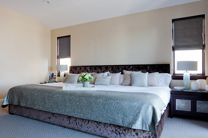 Colección Ace de 12 camas con colchón de terciopelo y manta verde azulado claro