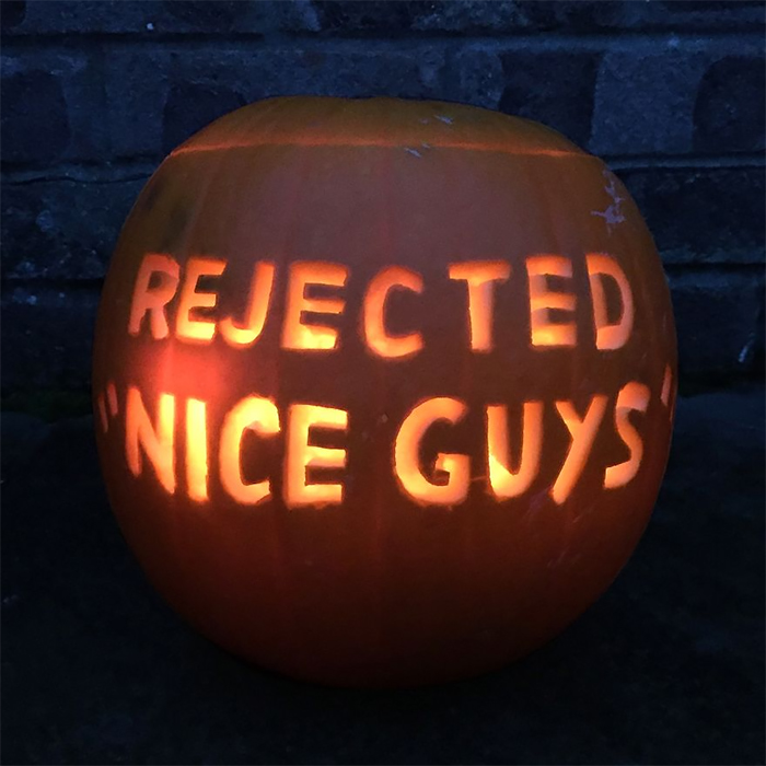 Calabaza con Carving Nice Guys Rejected