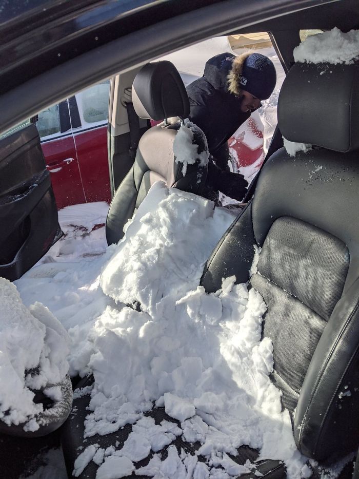 Canadá ventisca de nieve dentro del coche