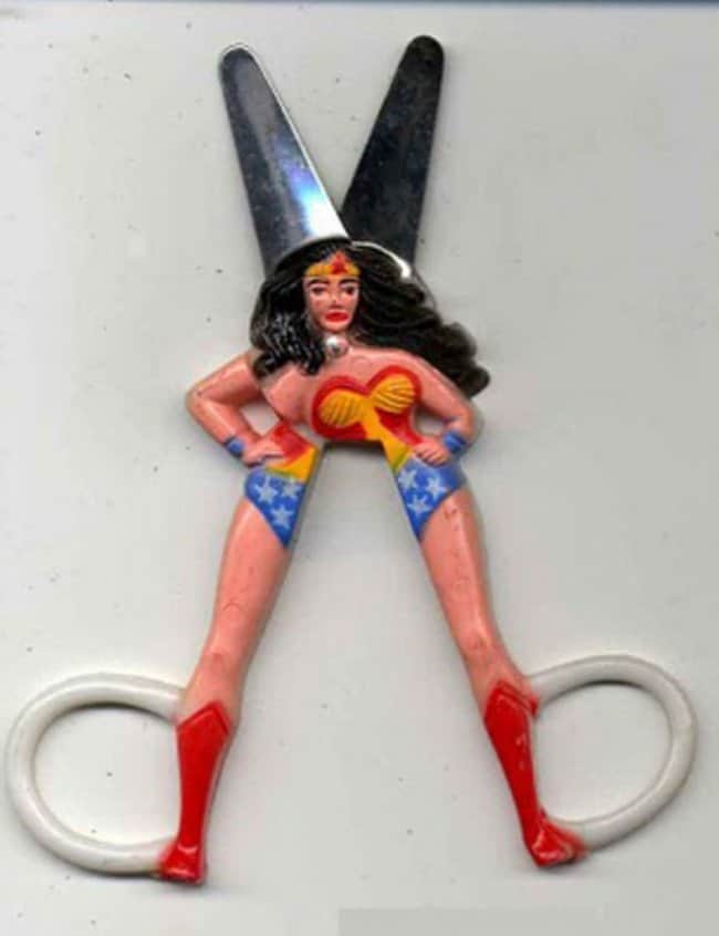 Wonder_woman_scissors