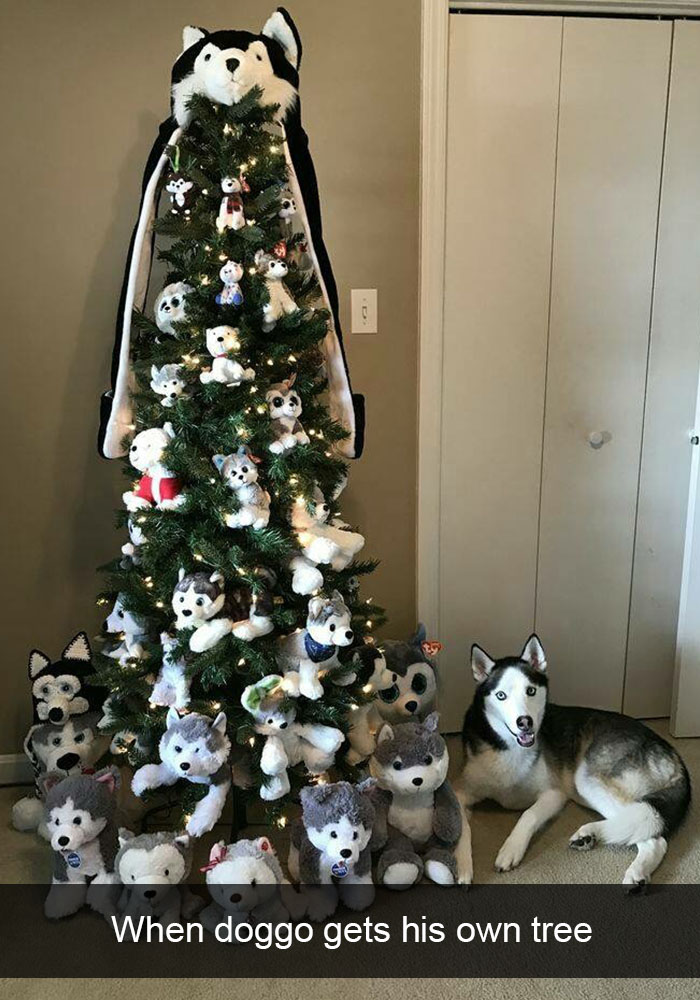 Árbol de Navidad con temática de perro