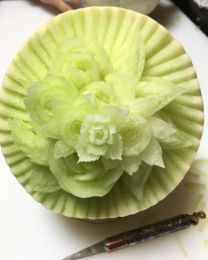 daniele-barresi-food-carving-melon