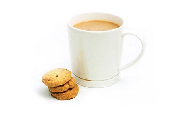 Taza de café Drop-Rest combinada con acero para galletas