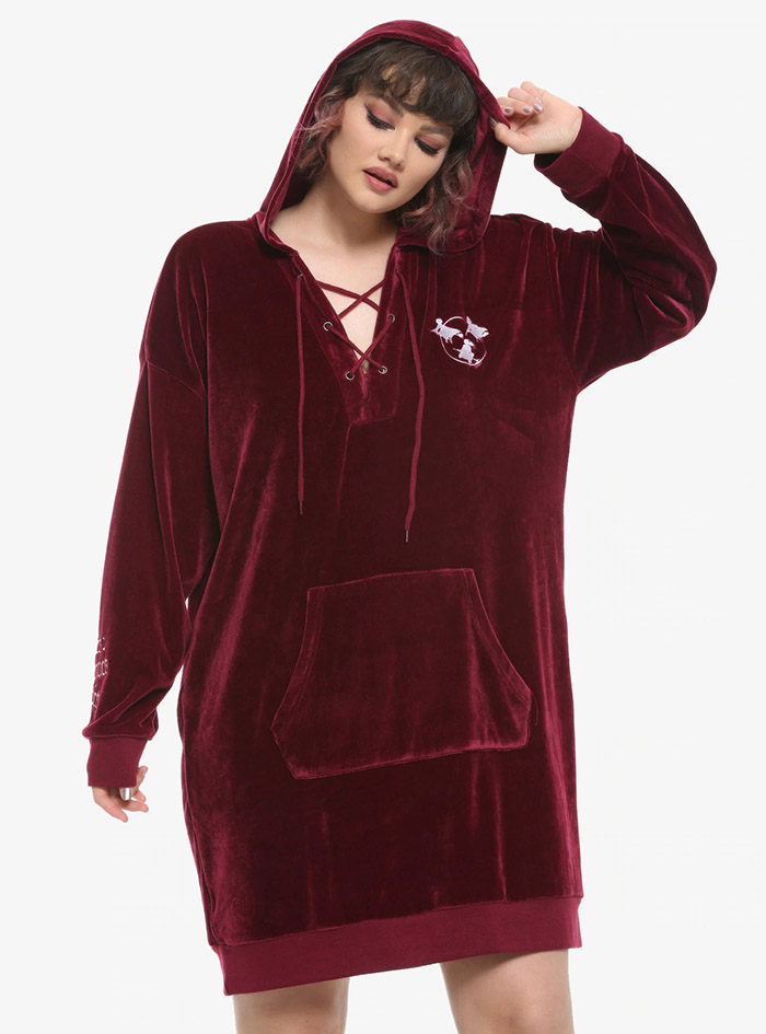 Hocus Pocus Clothing Collection Vestido de terciopelo con capucha de encaje de talla grande