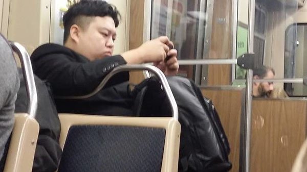 La gente más extraña jamás vista en el metro kim jong un