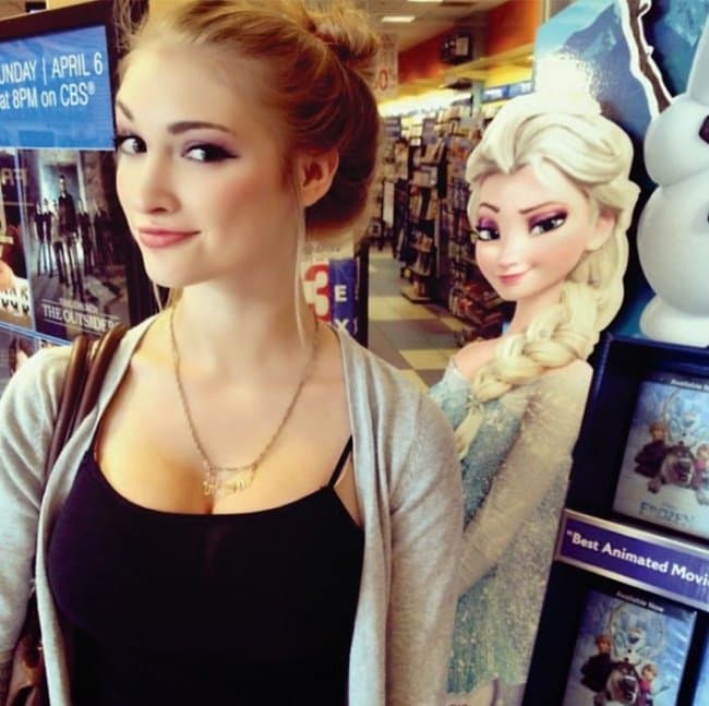 Personajes de dibujos animados de Frozen Elsa Real Life