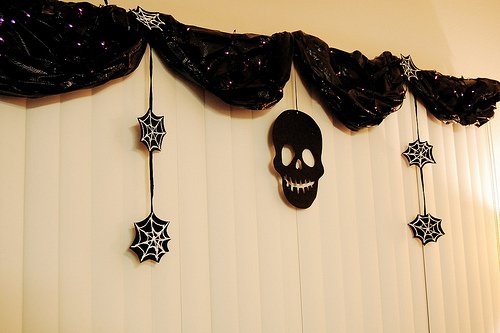 bolsa-de-basura-decoraciones-de-halloween-guirnalda
