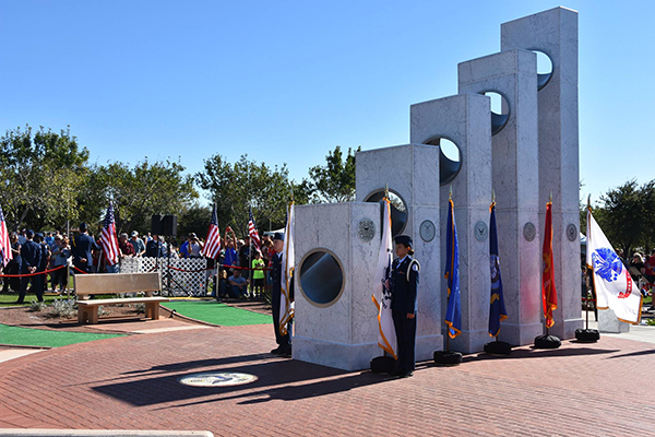Día de los Veteranos 2016 en Veterans Anthem Memorial